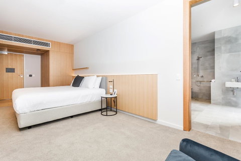 Quay Perth - Yamba Accommodation 8