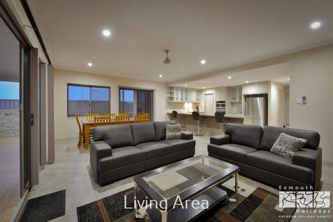 7 Kestrel Place - Yamba Accommodation 2