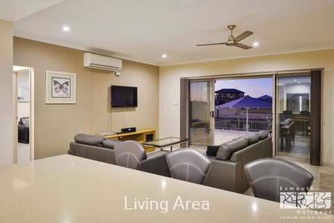 7 Kestrel Place - Yamba Accommodation 5