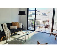 Stylish 1BDR Unit in the Heart of Subiaco - Yamba Accommodation