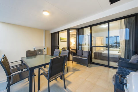 Dolphin Quay Apartments - Yamba Accommodation 38