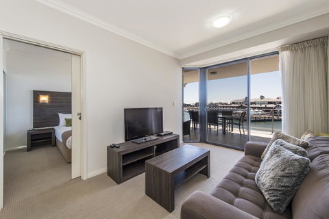 Dolphin Quay Apartments - Yamba Accommodation 31
