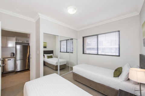 Dolphin Quay Apartments - Yamba Accommodation 43