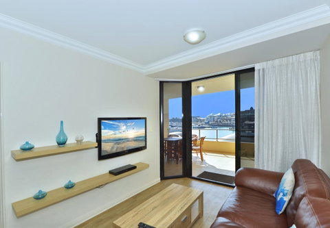 Dolphin Quay Apartments - Yamba Accommodation 11