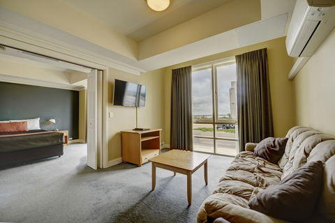 The Jetty Resort - Yamba Accommodation 16
