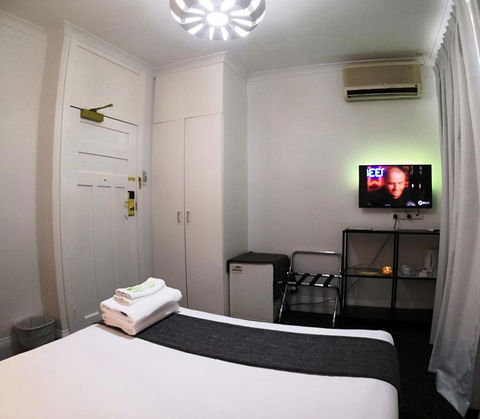Criterion Hotel Perth - Yamba Accommodation 5