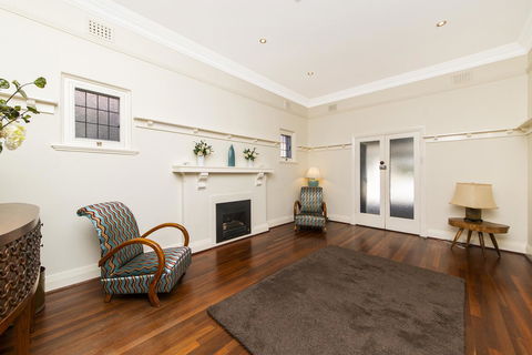 Inner Western Suburbs Retreat - Yamba Accommodation 20