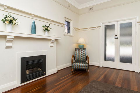 Inner Western Suburbs Retreat - Yamba Accommodation 26