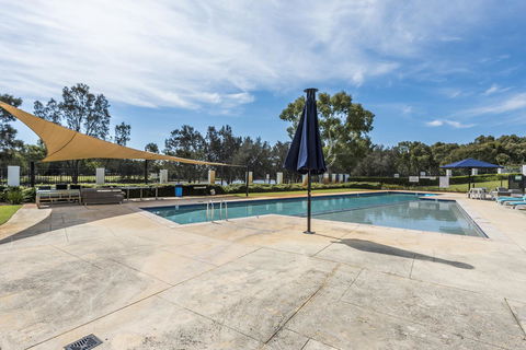 Ascot Quays Apartment 102 - Yamba Accommodation 3