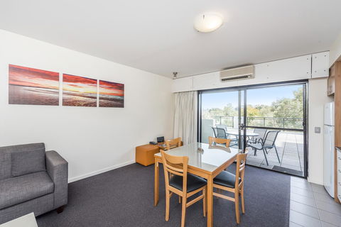 Ascot Quays Apartment 102 - Yamba Accommodation 15