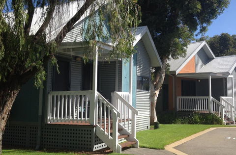 Mandurah Ocean Marina Chalets - Yamba Accommodation 0