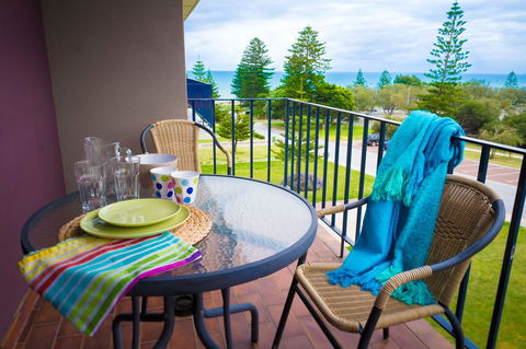 Cottesloe Sea Bliss Apartment - Yamba Accommodation 0