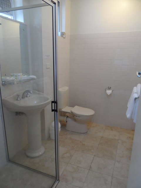 Clifton Motel & Grittleton Lodge - Yamba Accommodation 24