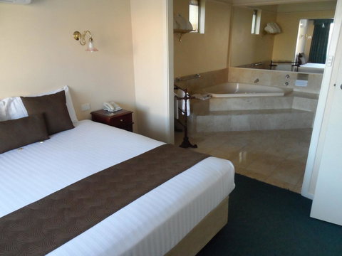 Clifton Motel & Grittleton Lodge - Yamba Accommodation 27