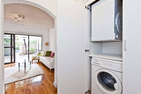 Heart Of Subiaco - Yamba Accommodation 2