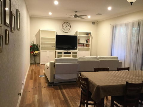 Ascot Home - Yamba Accommodation 2