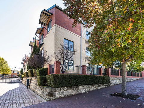 Subiaco Village 28 - Yamba Accommodation 25