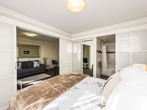 Subiaco Village 28 - Yamba Accommodation 9