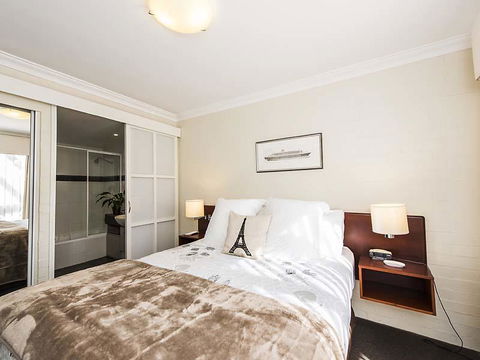 Subiaco Village 28 - Yamba Accommodation 10