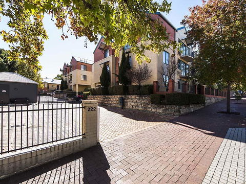 Subiaco Village 28 - Yamba Accommodation 22