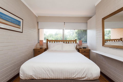 Rosalie 35 - Yamba Accommodation 14