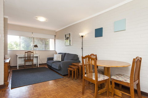 Rosalie 35 - Yamba Accommodation 7