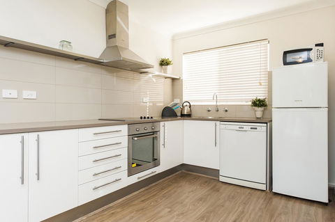 Forrest St - Yamba Accommodation 8