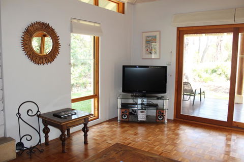 Moana Spa Villas - Prime Yallingup Location - Yamba Accommodation 13
