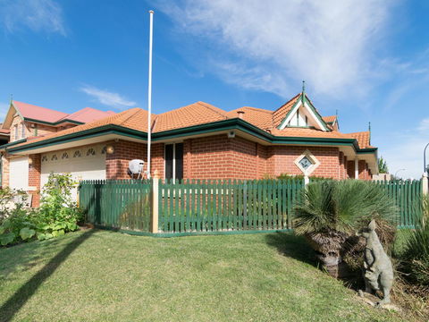 Ascot On Swan Bed & Breakfast - Yamba Accommodation 11