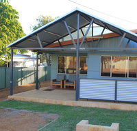 Kestrel Chalets - Yamba Accommodation