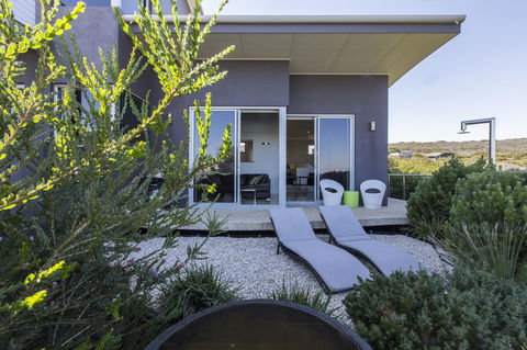 Aquatic Visions - Yamba Accommodation 15