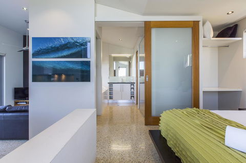 Aquatic Visions - Yamba Accommodation 3