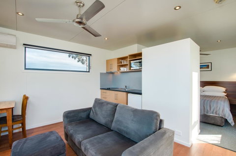 Swansea Beach Chalets - Yamba Accommodation 16