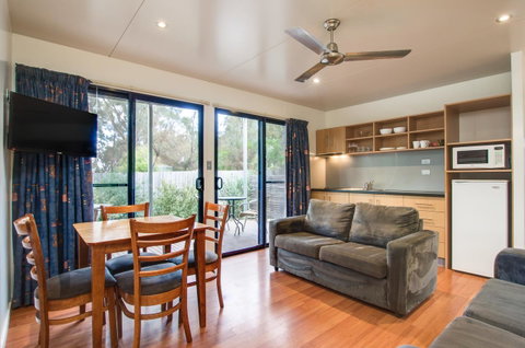 Swansea Beach Chalets - Yamba Accommodation 12