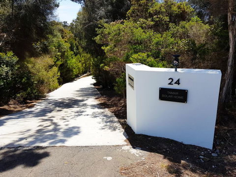 Tamar Solar Home - Yamba Accommodation 28