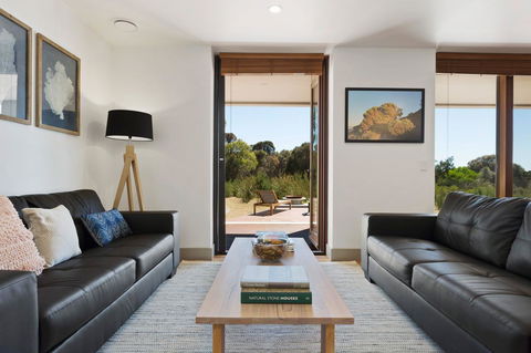 Tamar Solar Home - Yamba Accommodation 1