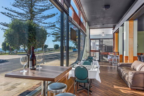 Beachfront Voyager Motor Inn - Yamba Accommodation 4
