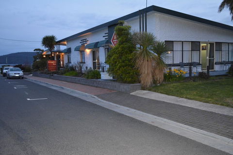 Smugglers Rest Apartments Dover - Yamba Accommodation 4