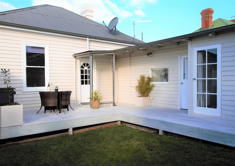 Horlock House - Yamba Accommodation 9