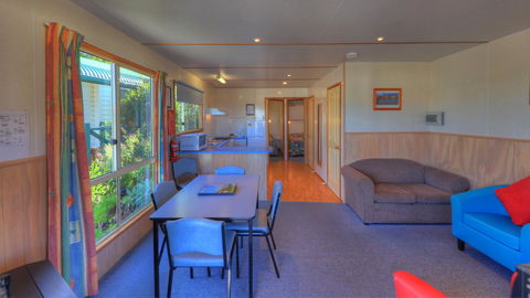 Bicheno Cabin Park - Yamba Accommodation 9