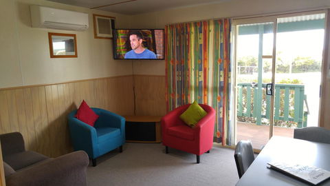 Bicheno Cabin Park - Yamba Accommodation 8