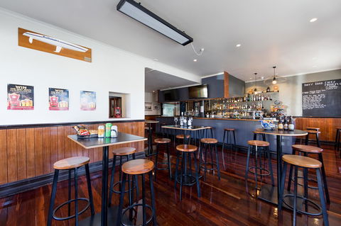 Customs House Hotel - Yamba Accommodation 25
