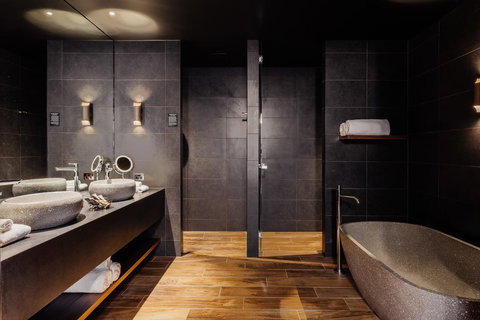 MACq 01 Hotel - Yamba Accommodation 8