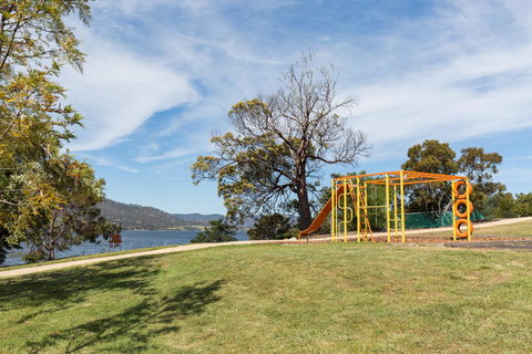 Riverfront Motel & Villas - Yamba Accommodation 22