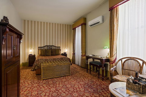 Hadley\'s Orient Hotel - Yamba Accommodation 31