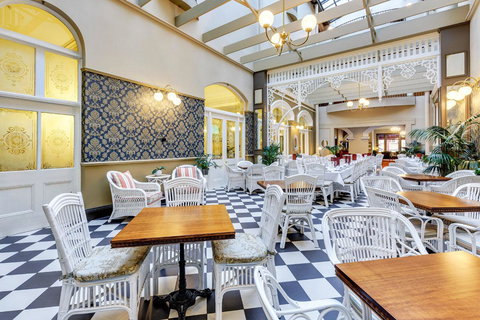 Hadley\'s Orient Hotel - Yamba Accommodation 1