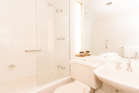 Hadley\'s Orient Hotel - Yamba Accommodation 39