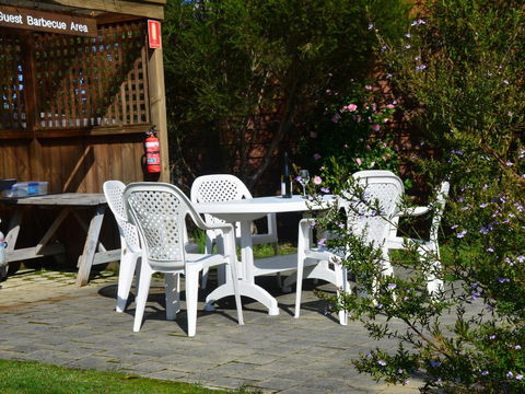 Castaway Holiday Apartments - Yamba Accommodation 29