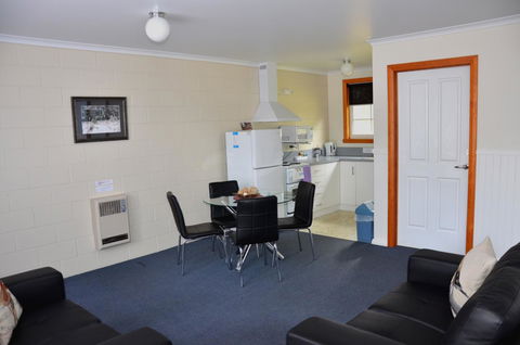 Castaway Holiday Apartments - Yamba Accommodation 12