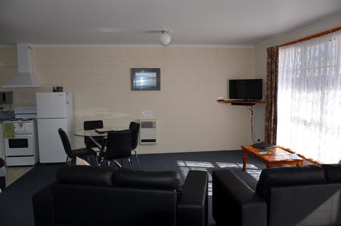 Castaway Holiday Apartments - Yamba Accommodation 14